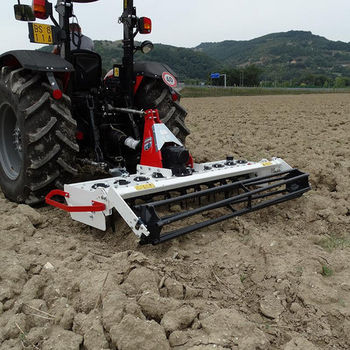 Herse rotative Giemme ER 210 pour micro tracteur, largeur 210 cm