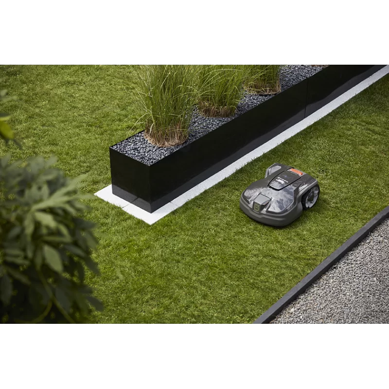 Robot tondeuse Husqvarna Automower® 305 pour pelouses jusqu'à 600 m² – Image 5