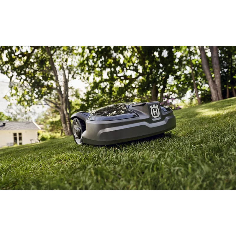 Robot tondeuse Husqvarna Automower® 305 pour pelouses jusqu'à 600 m² – Image 7
