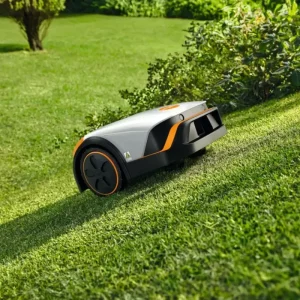 Robot tondeuse STIHL iMOW 3 - Coupe 20 cm - Modèle 2021