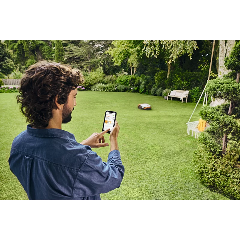 Robot tondeuse STIHL iMOW® 6 - Coupe 28 cm - Pour pelouses jusqu'à 3000 m² – Image 4