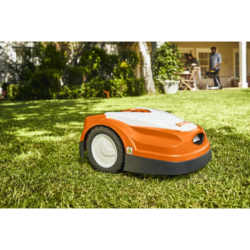 Robot tondeuse STIHL RMI 422 iMOW® - Lithium-ion, 35%, 800 m² – Image 6